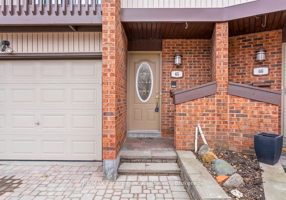 1080-walden-circle-mississauga-ontario-w12927092