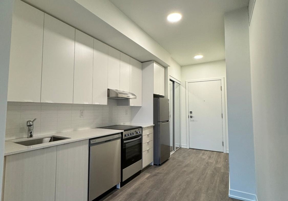 165-canon-jackson-drive-north-york-ontario-w12927102