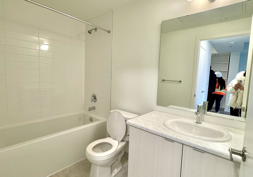 165-canon-jackson-drive-north-york-ontario-w12927102