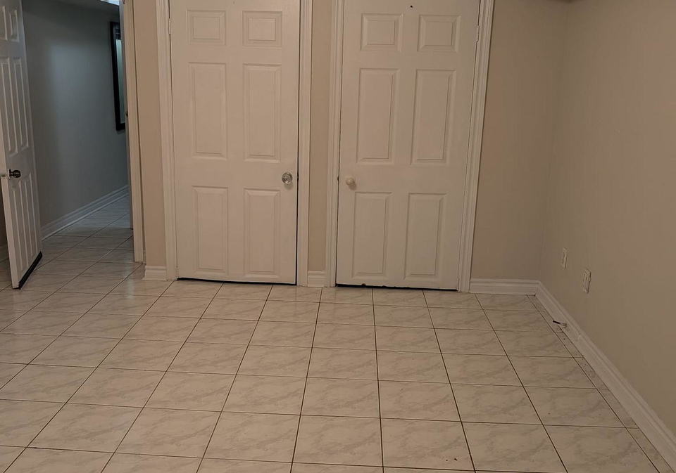 1585-s-weston-road-s-north-york-ontario-w12927126