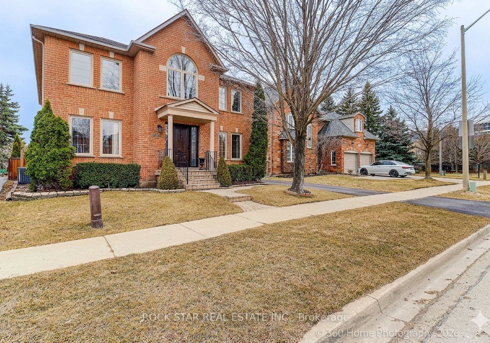 2444-towne-boulevard-oakville-ontario-w12927194