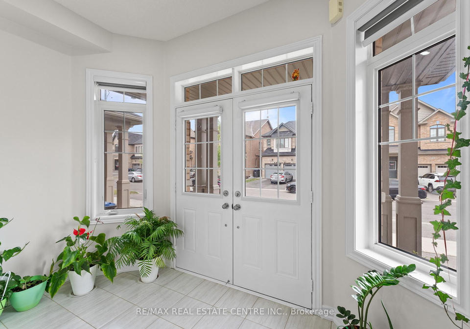8-oconnor-crescent-brampton-ontario-w12927612