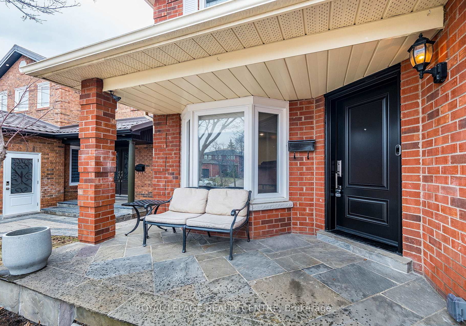 392-dakota-road-mississauga-ontario-w12927924