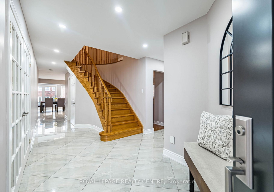 392-dakota-road-mississauga-ontario-w12927924