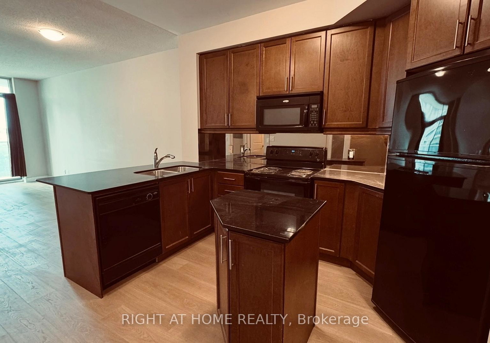 90-absolute-avenue-mississauga-ontario-w12928092