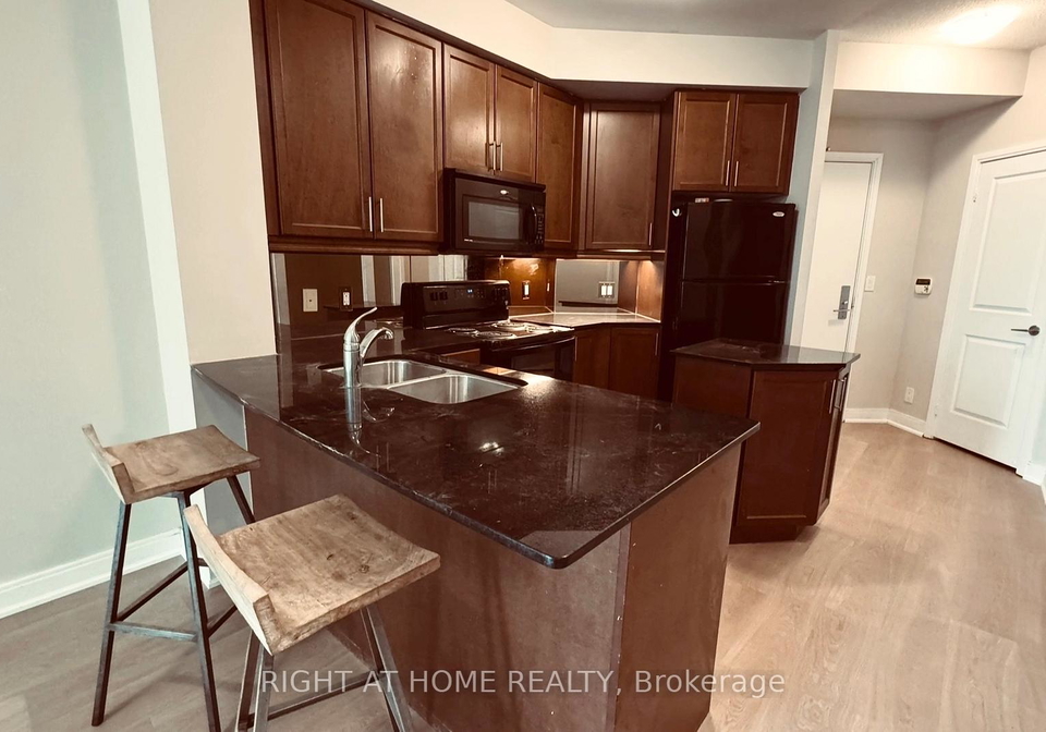 90-absolute-avenue-mississauga-ontario-w12928092