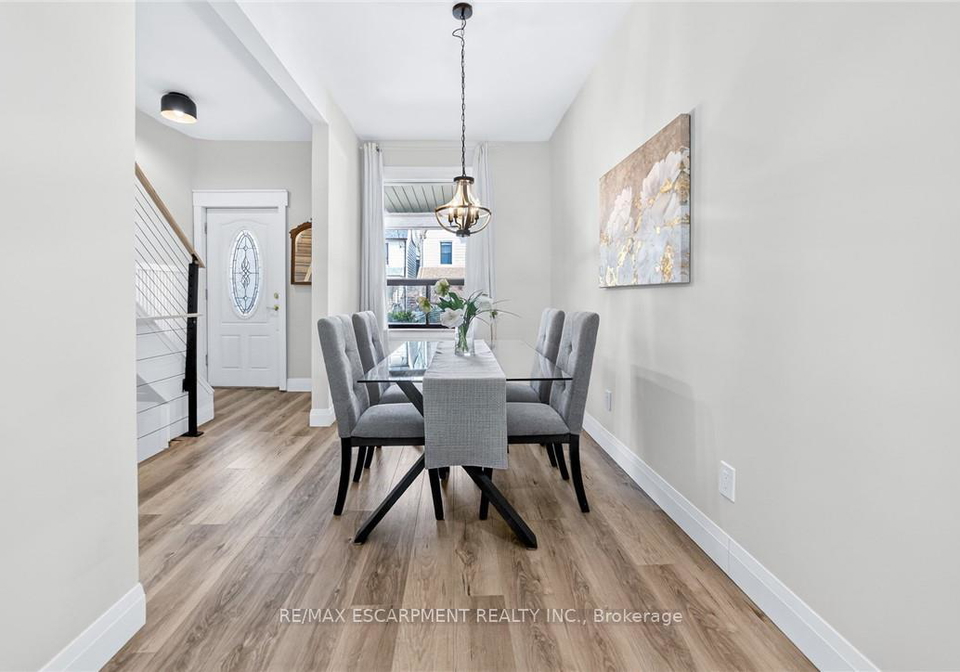 518-quebec-avenue-toronto-ontario-w12928100