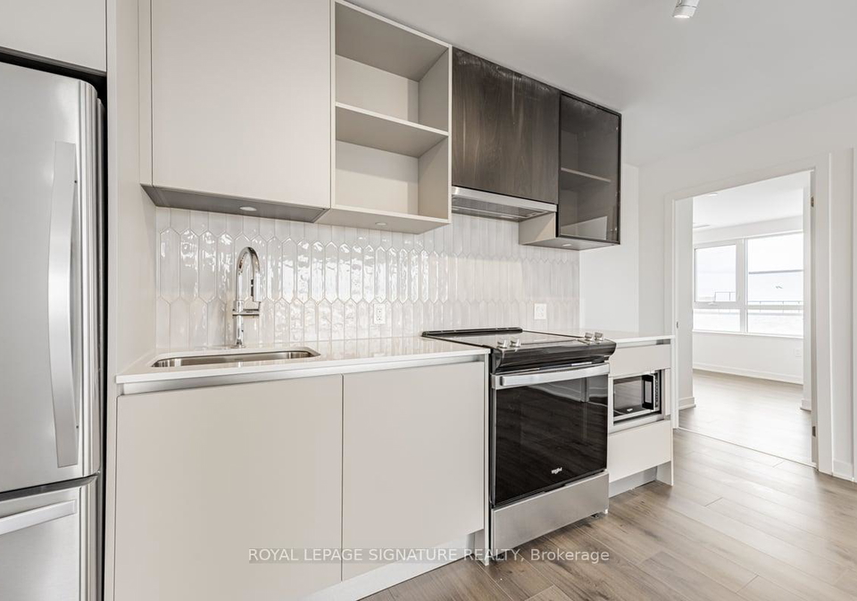 395-dundas-street-w-oakville-ontario-w12928126