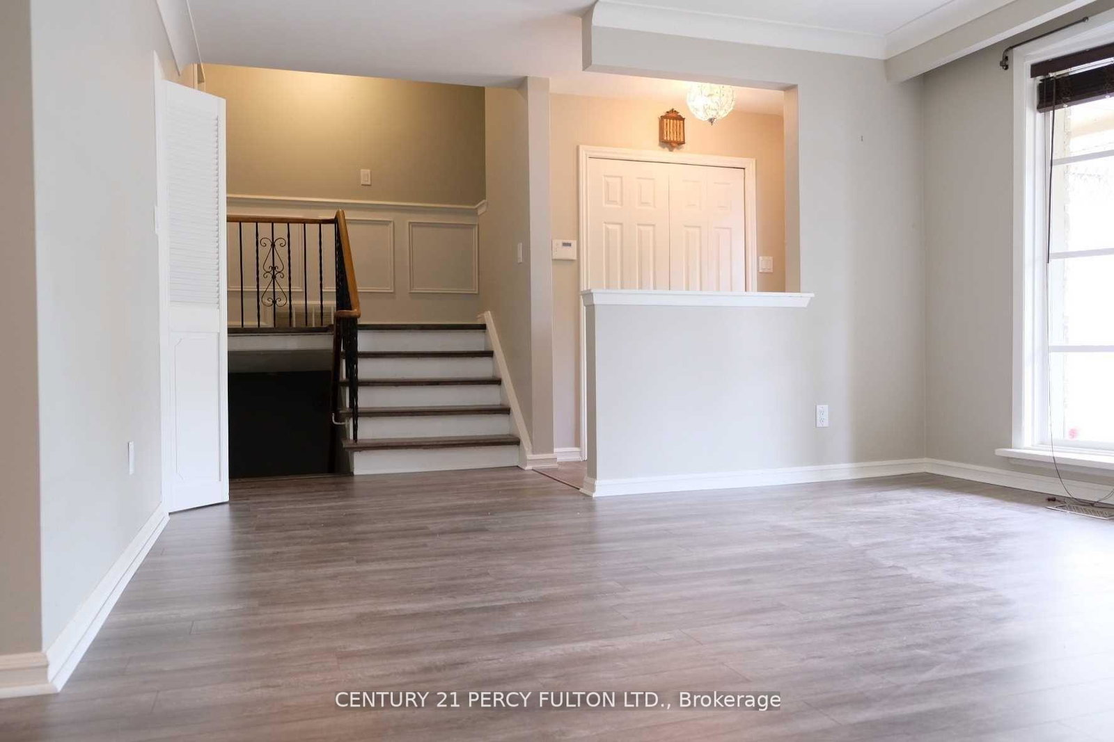 360-stanfield-drive-oakville-ontario-w12928254