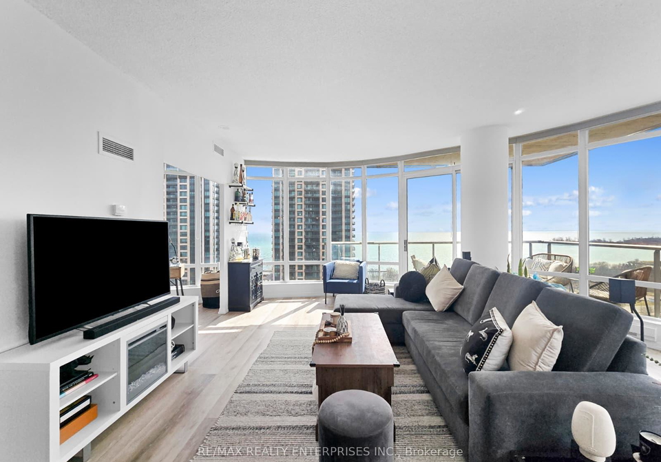 15-windermere-avenue-toronto-ontario-w12928264