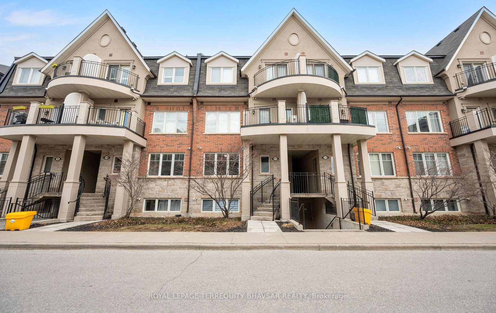 2420-baronwood-drive-oakville-ontario-w12928366