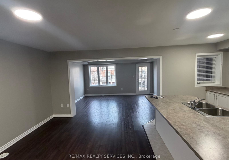 121-frost-court-milton-ontario-w12928864