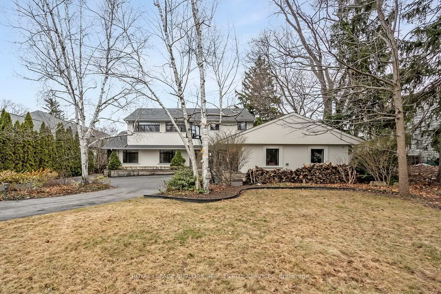 624-north-shore-boulevard-e-burlington-ontario-w12928948