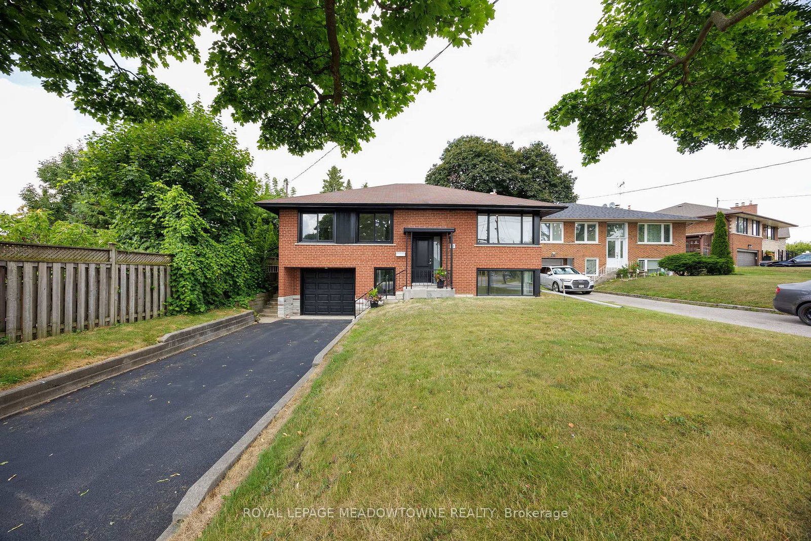 92-the-westway-etobicoke-ontario-w12929214