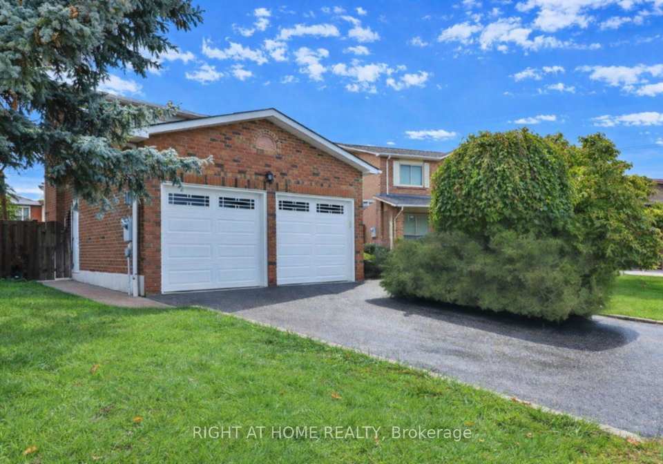 1433-bough-beeches-boulevard-mississauga-ontario-w12929410