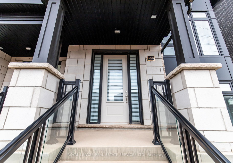 320sixth-line-oakville-ontario-w12929680