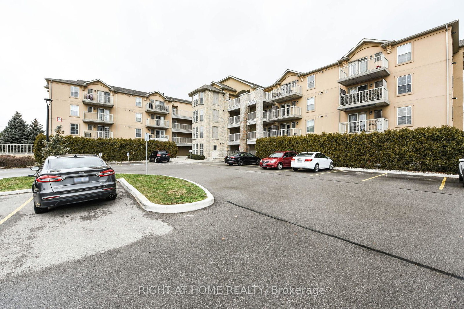 1480-bishops-gate-oakville-ontario-w12929800