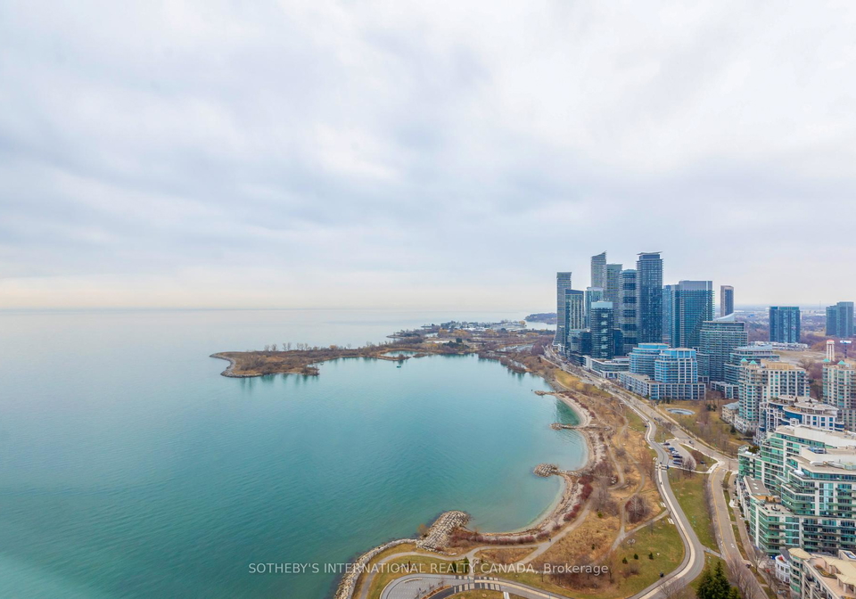 1-palace-pier-court-etobicoke-ontario-w12929834