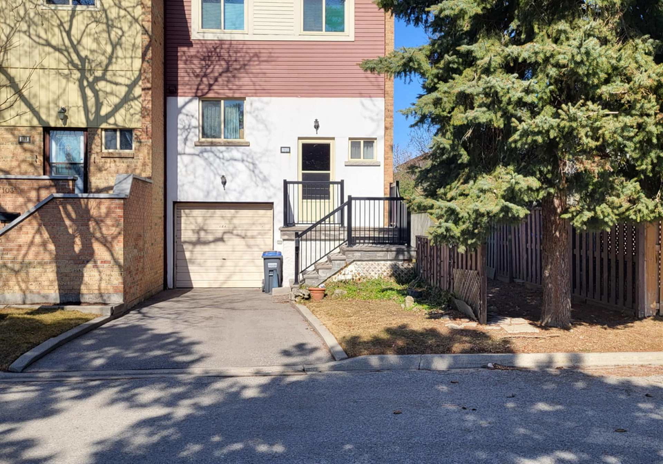 baronwood-court-brampton-ontario-w12929850