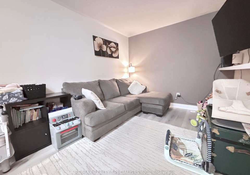 1223-mcdowell-crescent-milton-ontario-w12929952