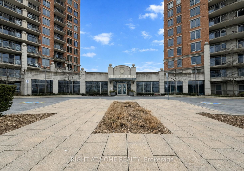 2379-central-park-drive-oakville-ontario-w12930042