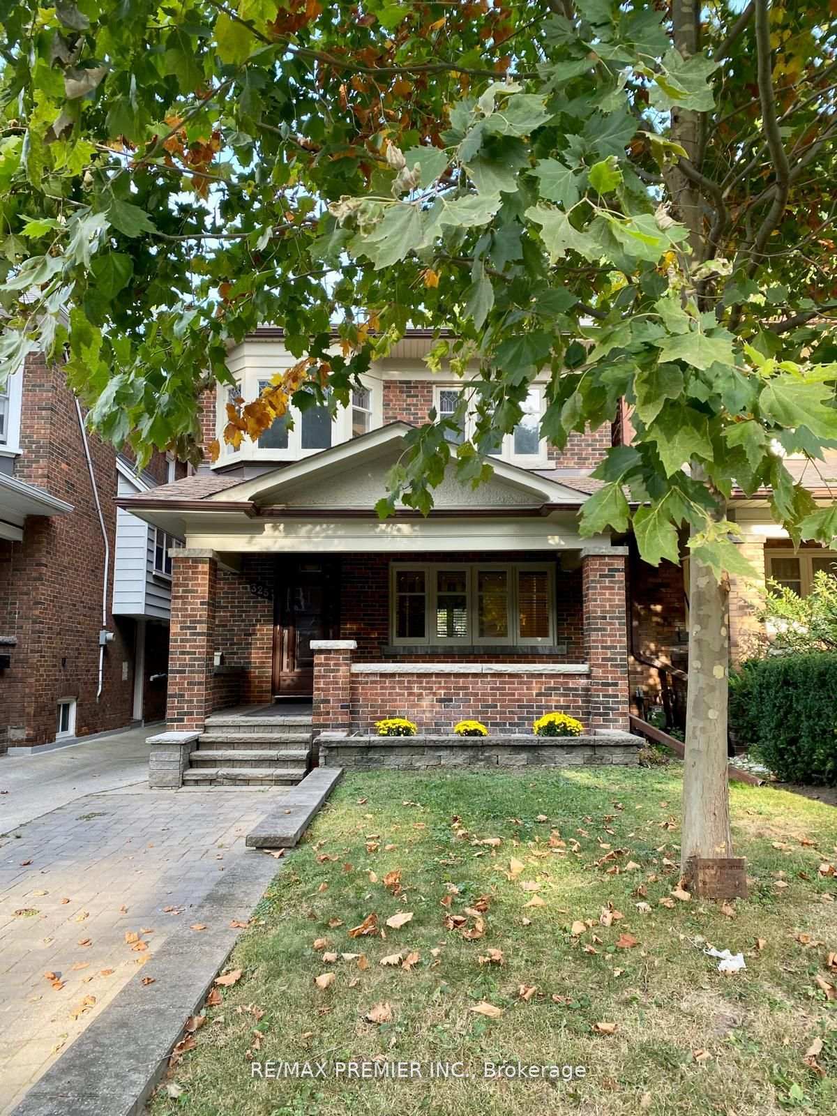 325-willard-avenue-toronto-ontario-w12930268