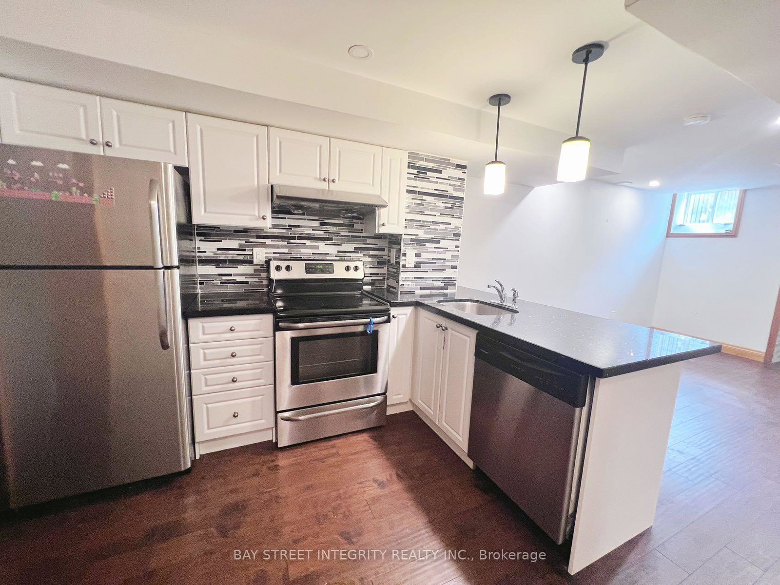 bsmt-220-sixteen-mile-drive-oakville-ontario-w12930280