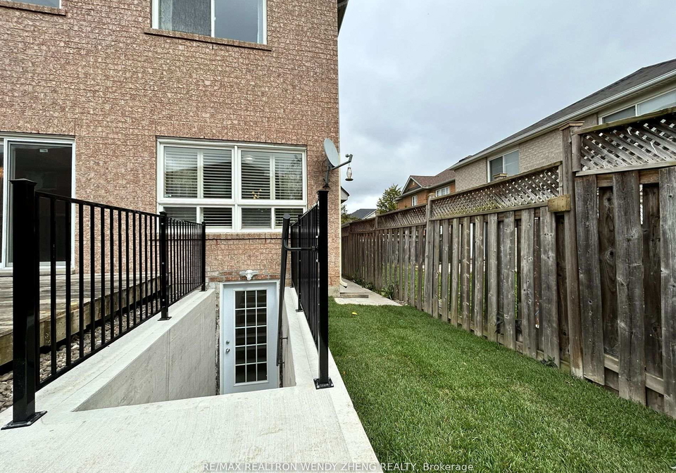 3-applegrove-court-brampton-ontario-w12930322