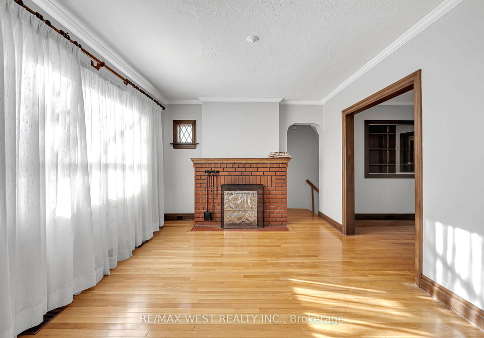 1607-kenmuir-avenue-mississauga-ontario-w12930620