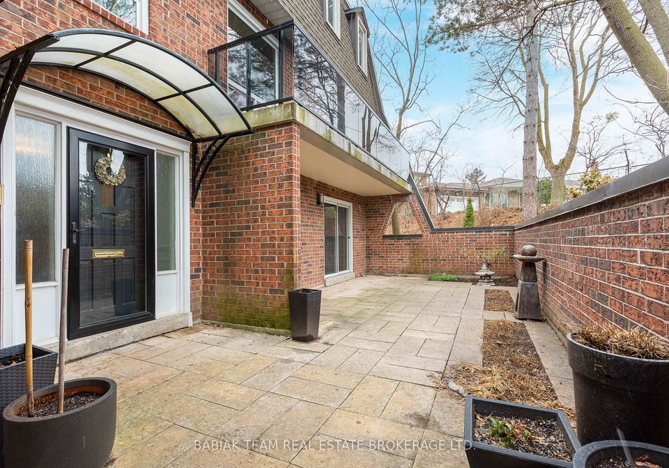 22-la-rose-avenue-etobicoke-ontario-w12930732