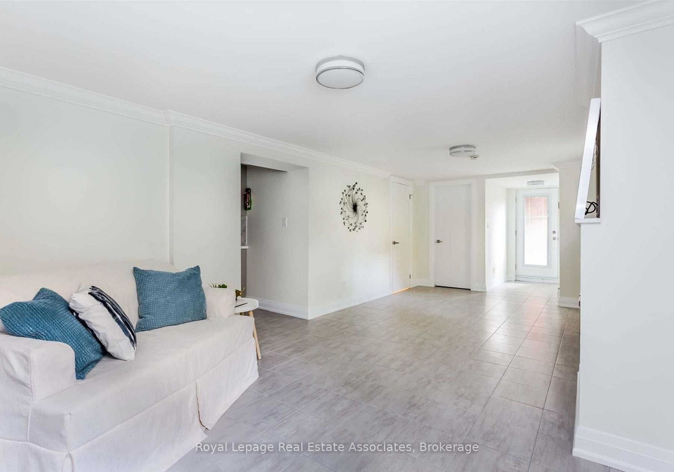 669-indian-road-toronto-ontario-w12931124