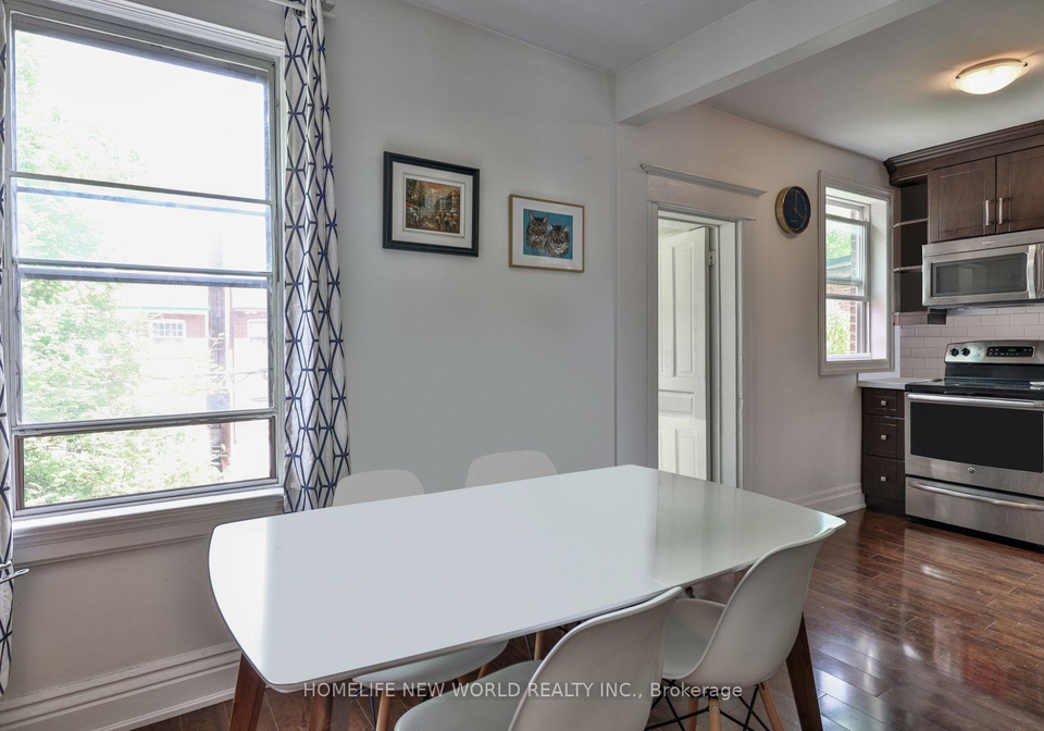 3-roblocke-avenue-toronto-ontario-w12931204