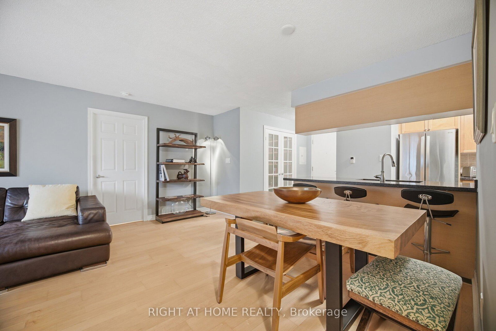 3880-duke-of-york-boulevard-mississauga-ontario-w12931904
