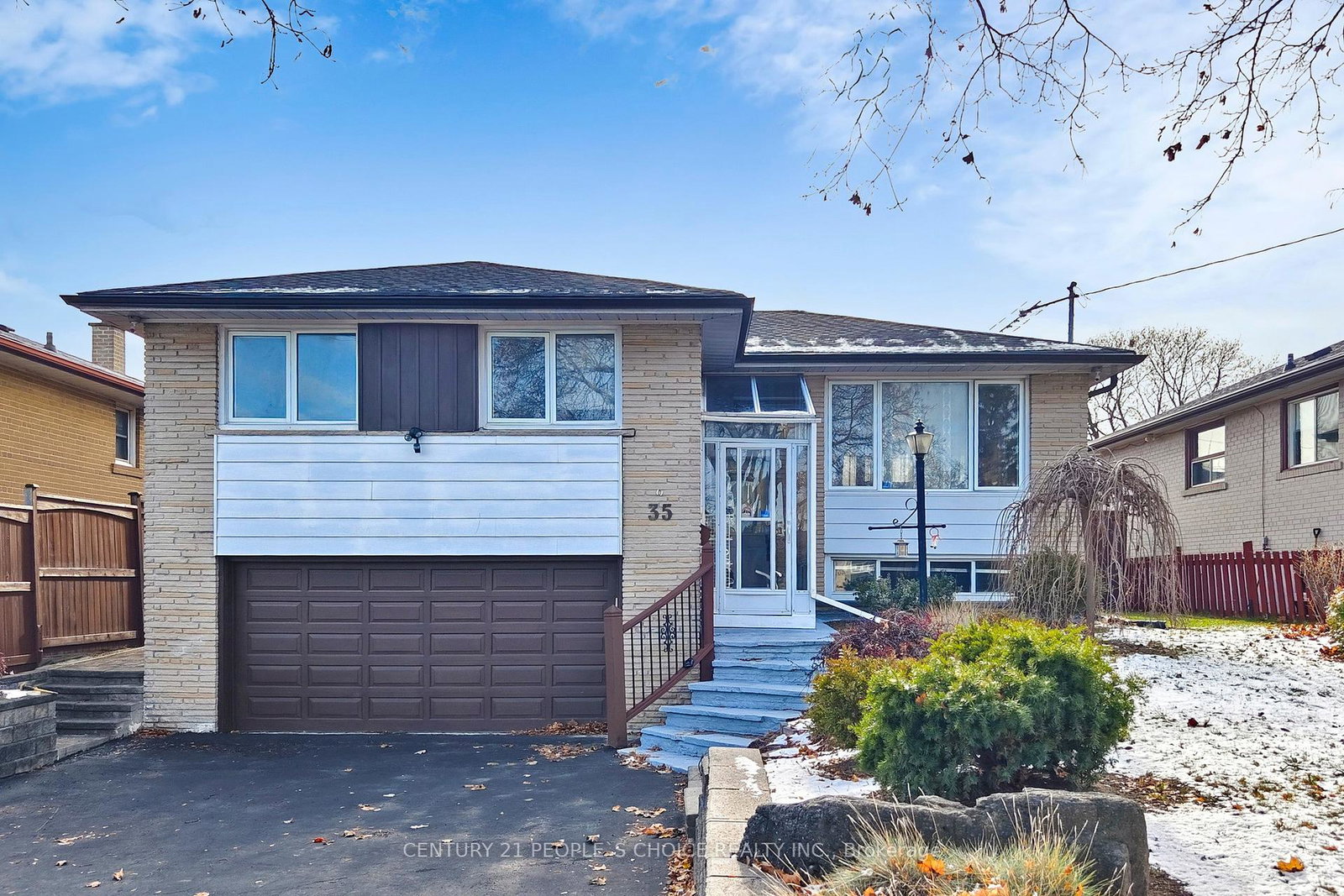 35-westhumber-boulevard-etobicoke-ontario-w12932260
