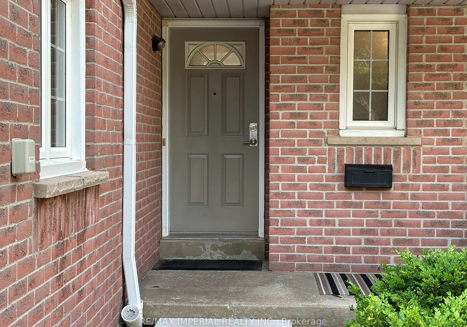 5205-glen-erin-drive-mississauga-ontario-w12932376