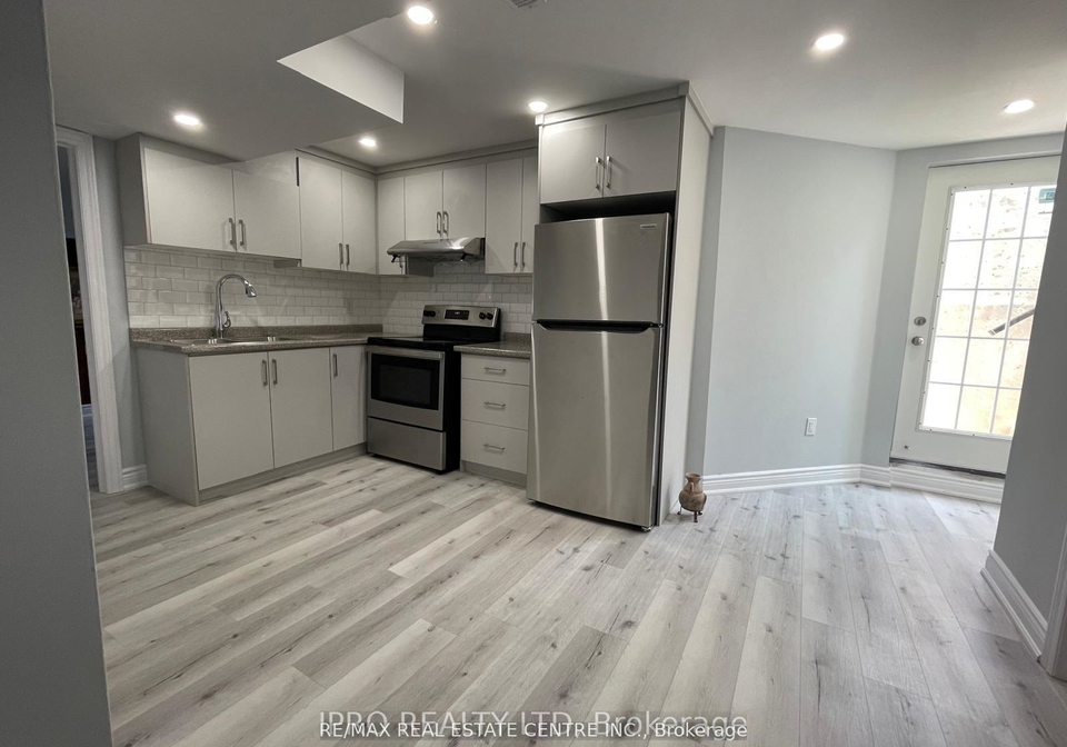726-dolby-crescent-milton-ontario-w12932710