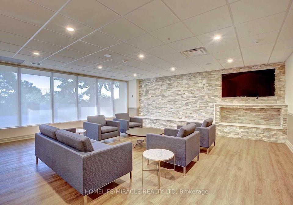 145-hillcrest-avenue-mississauga-ontario-w12932740