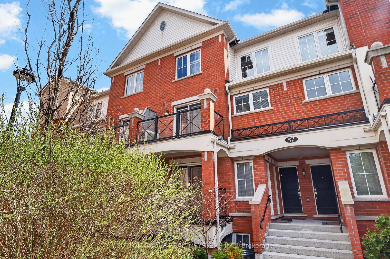 2472-post-road-oakville-ontario-w12932874