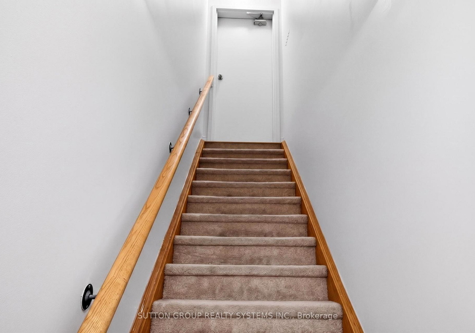 2472-post-road-oakville-ontario-w12932874