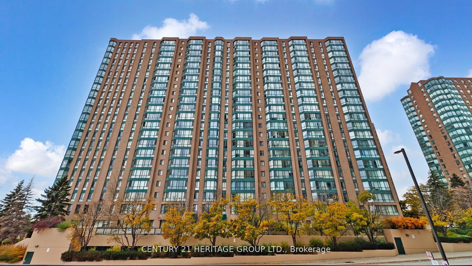 145-hillcrest-avenue-mississauga-ontario-w12933034
