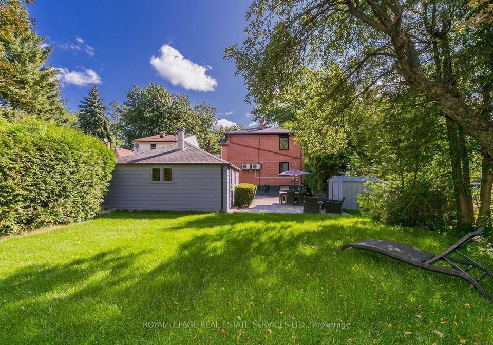 18-long-branch-avenue-etobicoke-ontario-w12933046