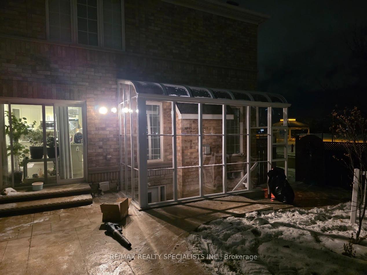 2-sand-cherry-crescent-brampton-ontario-w12933074