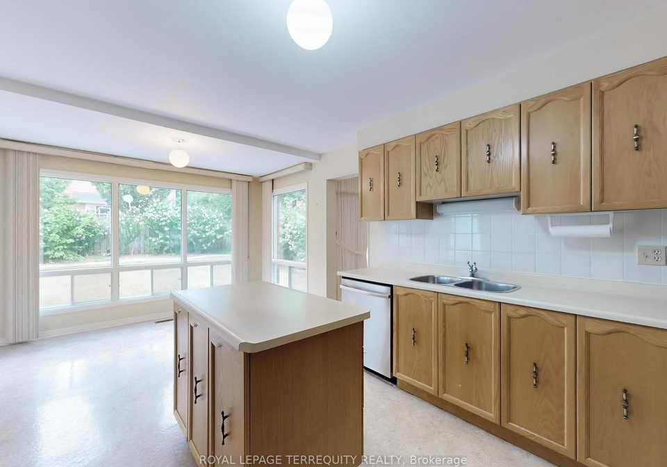 4-mowat-court-brampton-ontario-w12933100