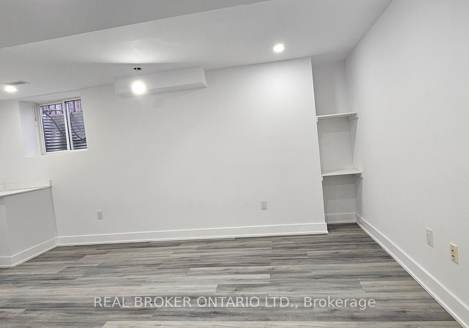 1296-ellenton-crescent-milton-ontario-w12933132