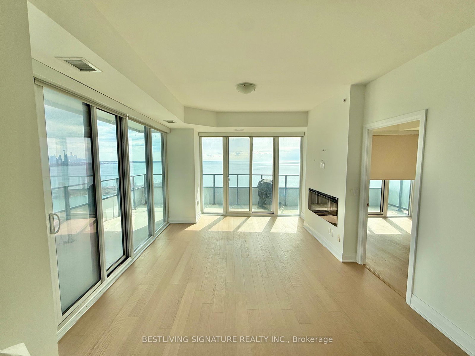 20-shore-breeze-drive-etobicoke-ontario-w12933216