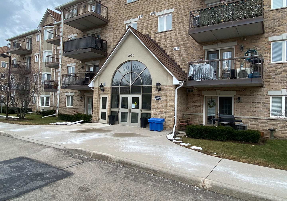 4006-kilmer-drive-burlington-ontario-w12933276