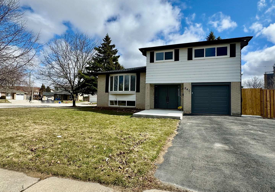 840-cabot-trail-milton-ontario-w12933310