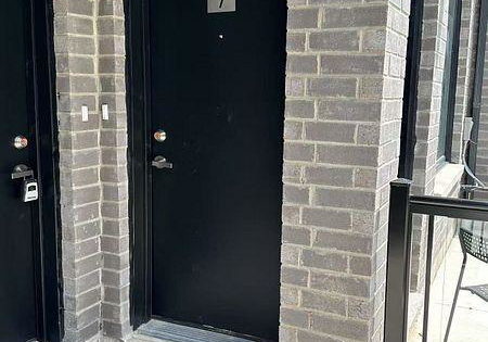 3538-colonial-drive-mississauga-ontario-w12933408