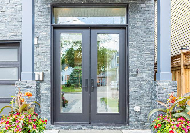 36b-pine-avenue-mississauga-ontario-w12933432