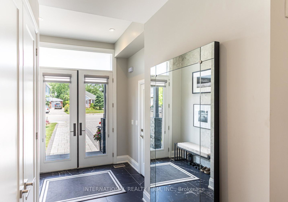 36b-pine-avenue-mississauga-ontario-w12933432